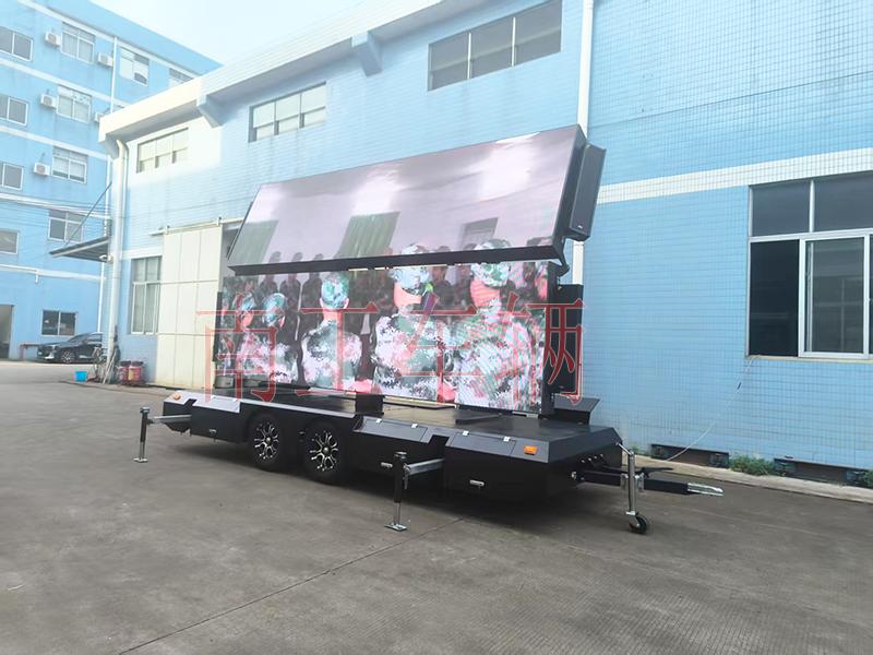 牽引式15平方大型戶外LED廣告拖車 帶四音響全自動升降旋轉(zhuǎn)折疊工具拖車